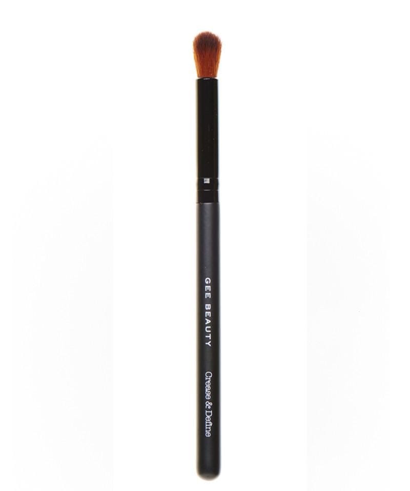 Crease and Define Brush