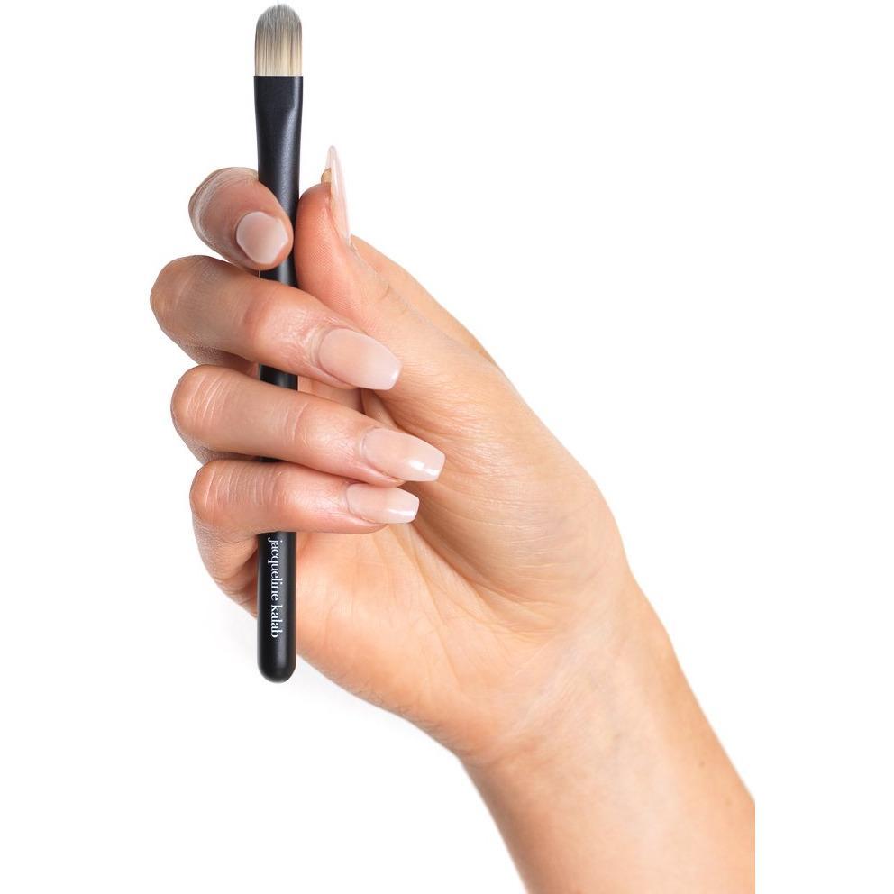 The Concealer Brush, by Jacqueline Kalab - MyMakeup.Store by Jacqueline Kalab