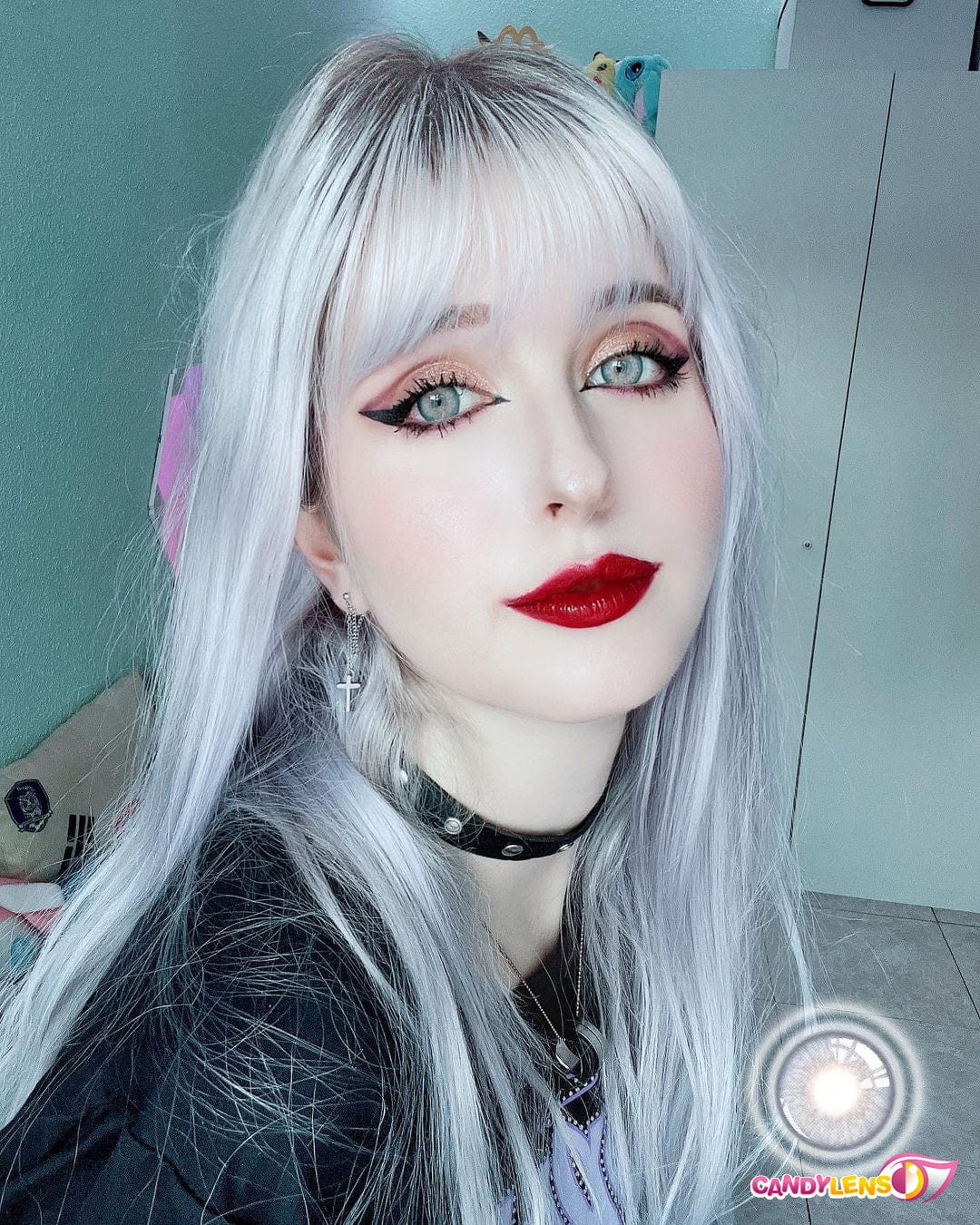 Pola Blue Color Contacts